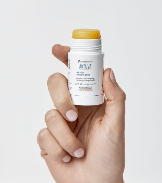 HELIOCARE AKTUVA AK 100 PREVENT STICK SPF50+ 15G
